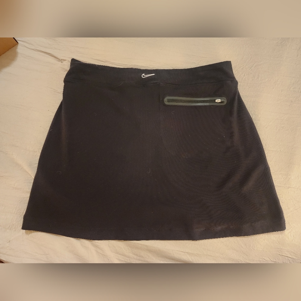 Women's Nike Golf Dri-Fit skirt